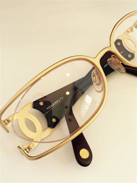 chanel glasses old women's.